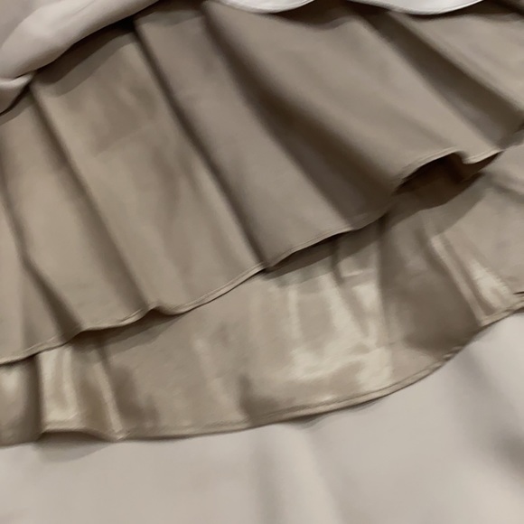 Gorgeous!!b Prom dress super sexy and stylish ❤️😘😍👏 retail price 1K!!!!! - Picture 5 of 8